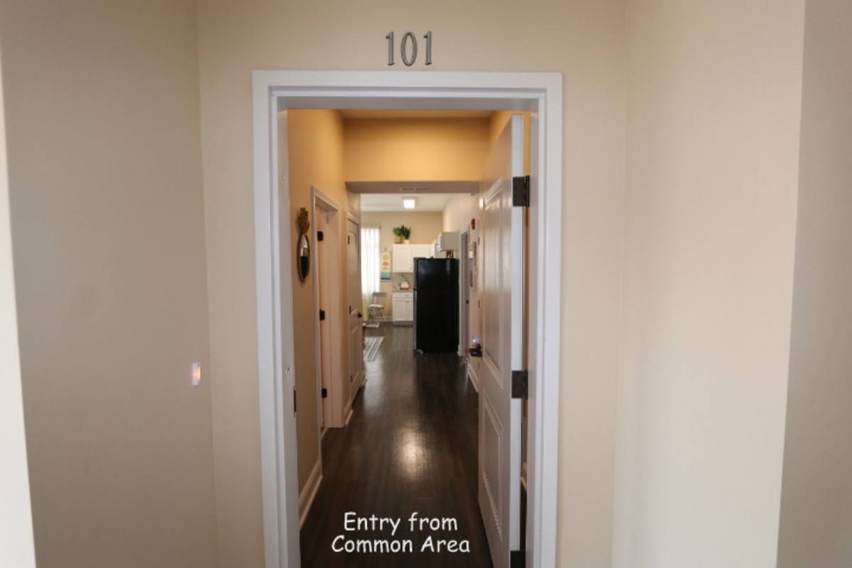 Apartment for rent at 1655 Madison Ave, Memphis, TN 38104
