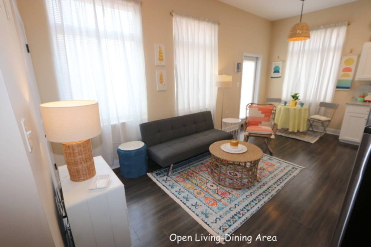 Apartment for rent at 1655 Madison Ave, Memphis, TN 38104