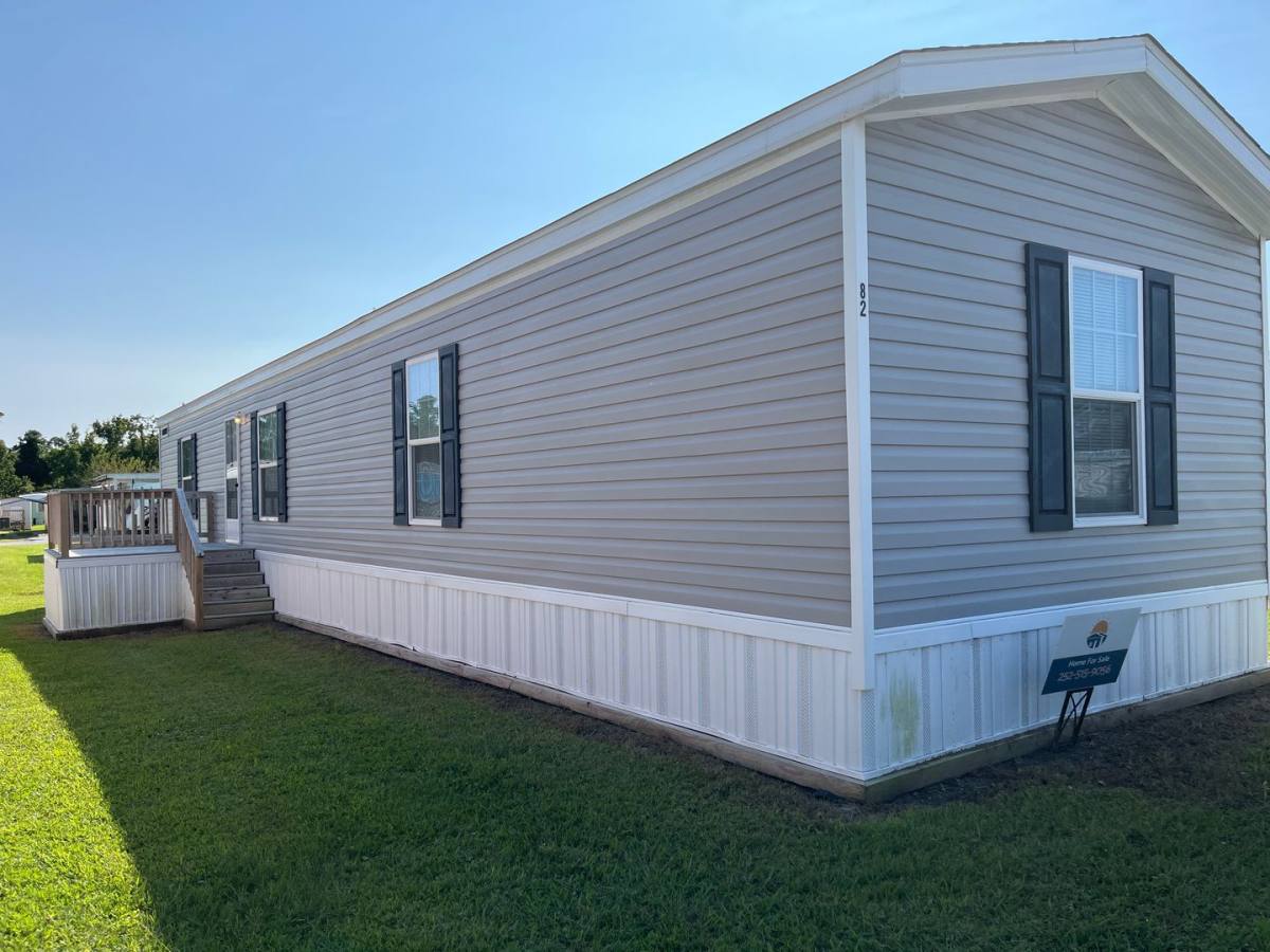 Apartment for rent at 1200 N 20th St, Morehead City, NC 28557