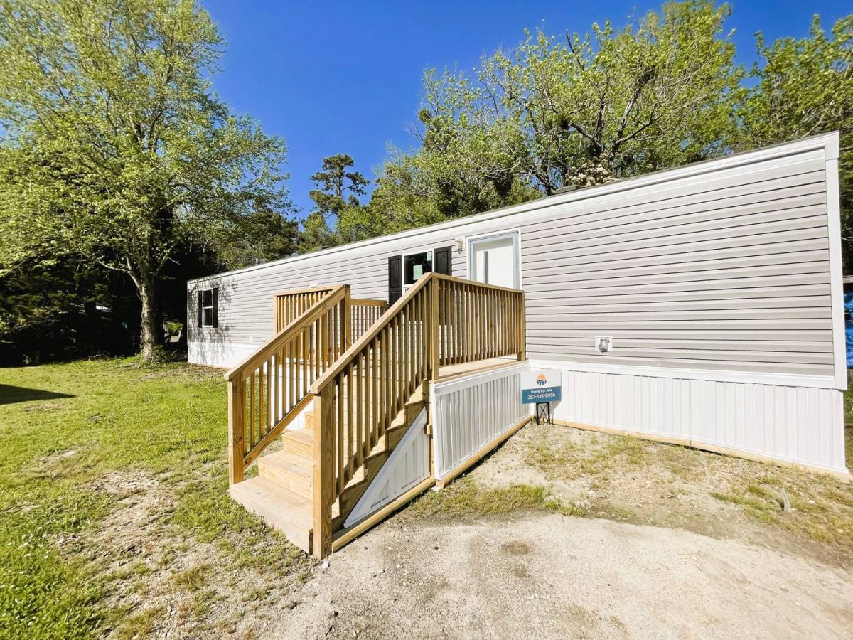 Apartment for rent at 1200 N 20th St, Morehead City, NC 28557