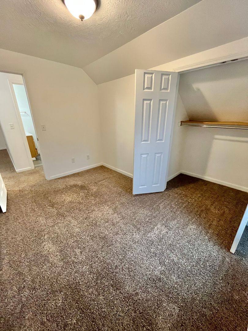 Apartment for rent at 815 W 11th St, Sioux Falls, SD 57104