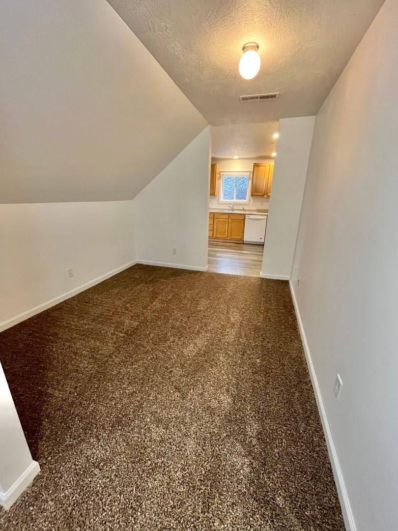 Apartment for rent at 815 W 11th St, Sioux Falls, SD 57104