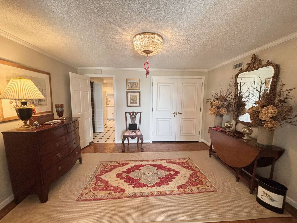 Condo for rent at 1829 Senate St #9-C, Columbia, SC 29201