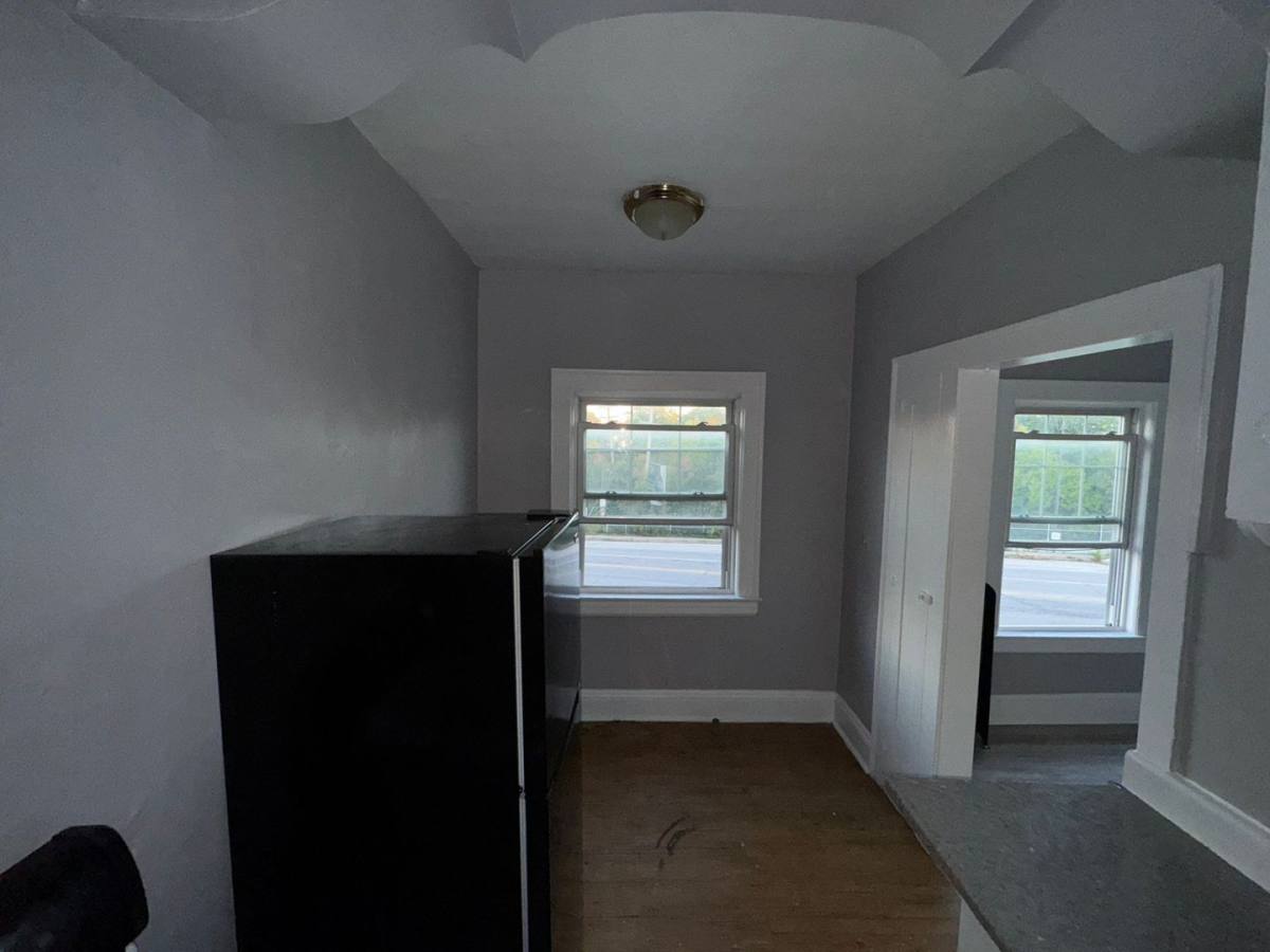 Apartment for rent at 1374 W Blvd, Cleveland, OH 44102