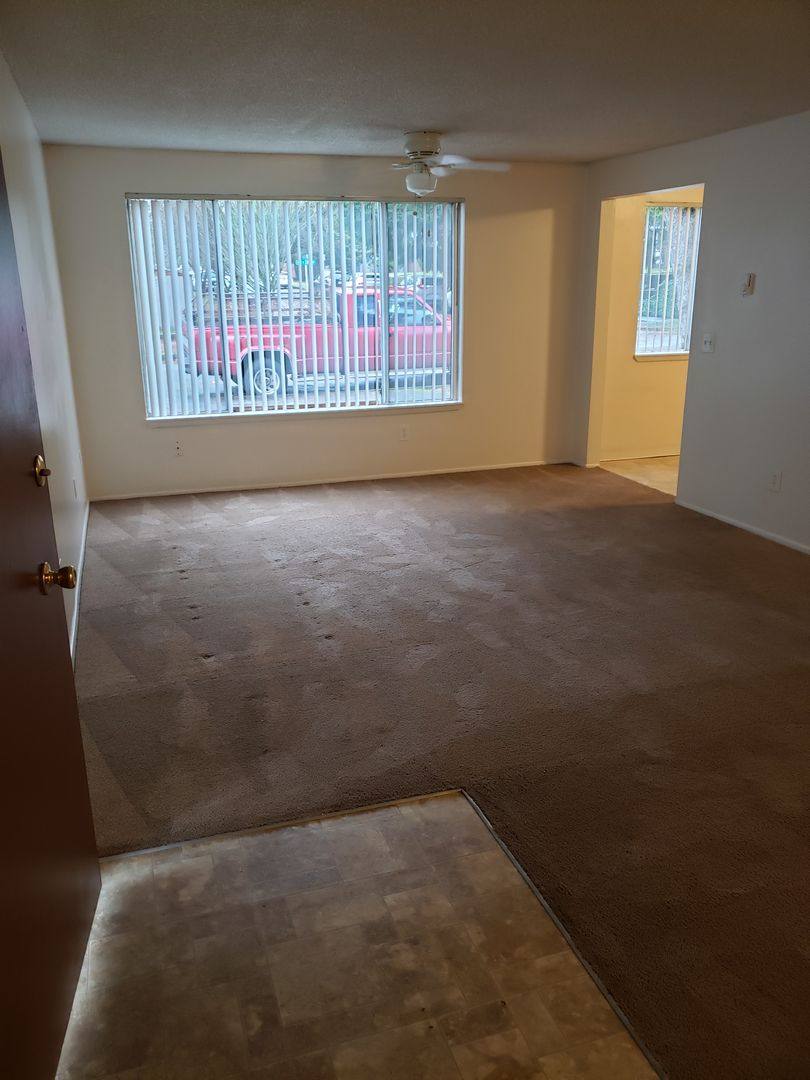 Apartment for rent at 715 E 19th St, Vancouver, WA 98663