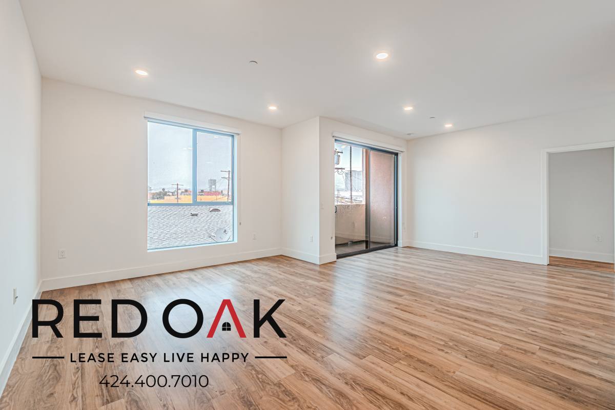 Condo for rent at 5727 La Mirada Ave #309, Los Angeles, CA 90038