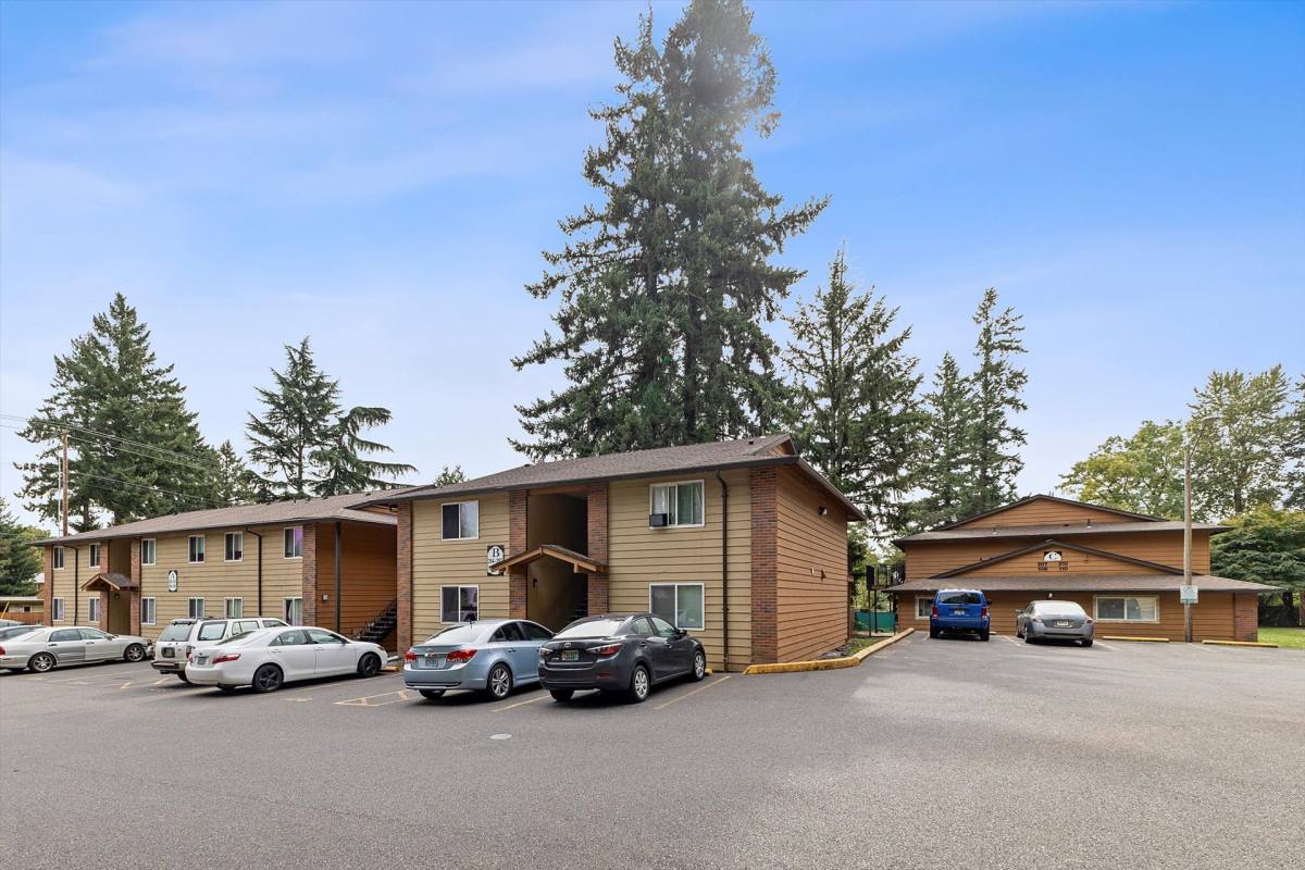 Apartment for rent at 223 NE 162nd Ave, Portland, OR 97230