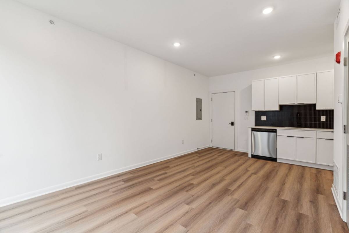 Apartment for rent at 2039 N Front St, Philadelphia, PA 19121