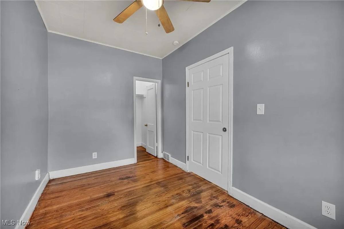 House for rent at 3884 E 54th St, Cleveland, OH 44105