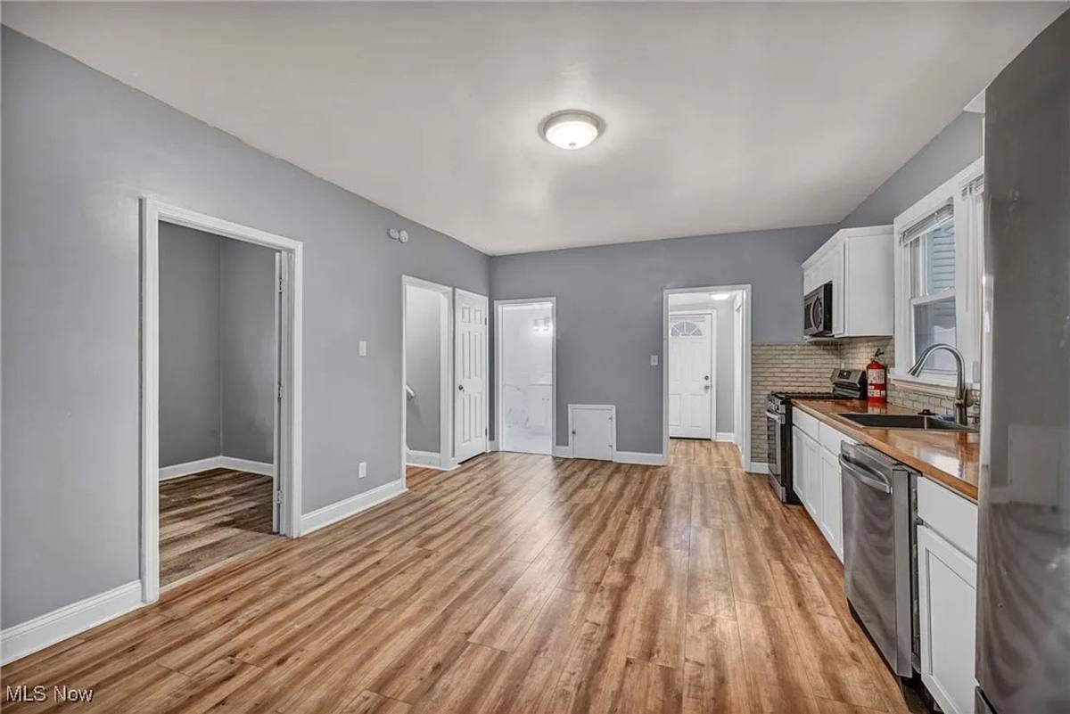 House for rent at 3884 E 54th St, Cleveland, OH 44105