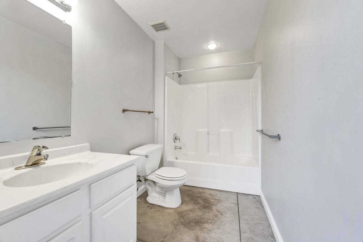Apartment for rent at 3307 Scranton Rd, Cleveland, OH 44109