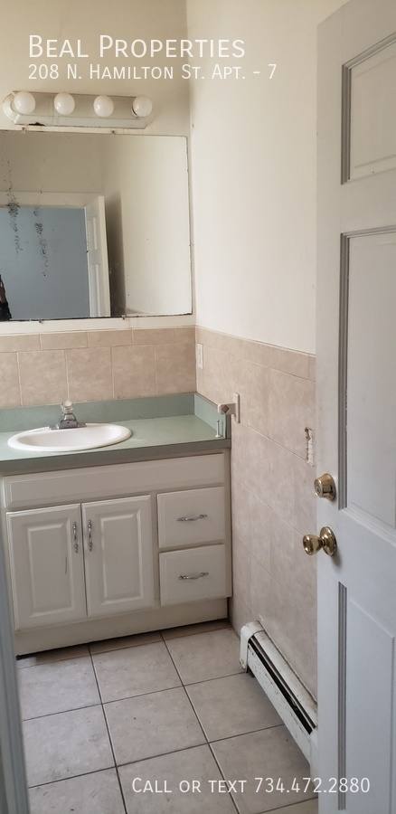 Apartment for rent at 208 N Hamilton St #7, Ypsilanti, MI 48197