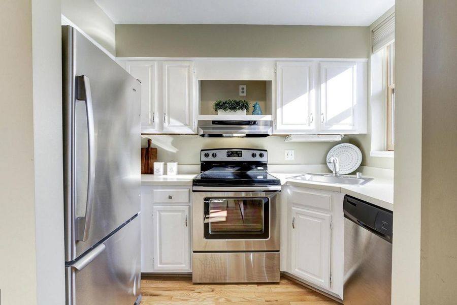Condo for rent at 1811 Vernon St NW #201, Washington, DC 20009