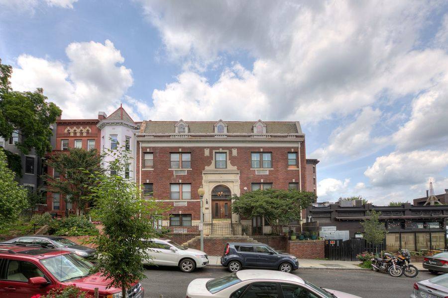 Condo for rent at 1811 Vernon St NW #201, Washington, DC 20009