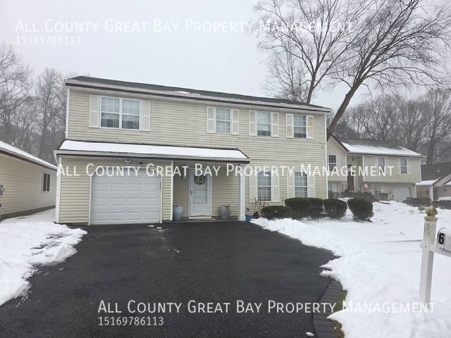 House for rent at 6 Turnberry Court, Middle Island, NY 11953