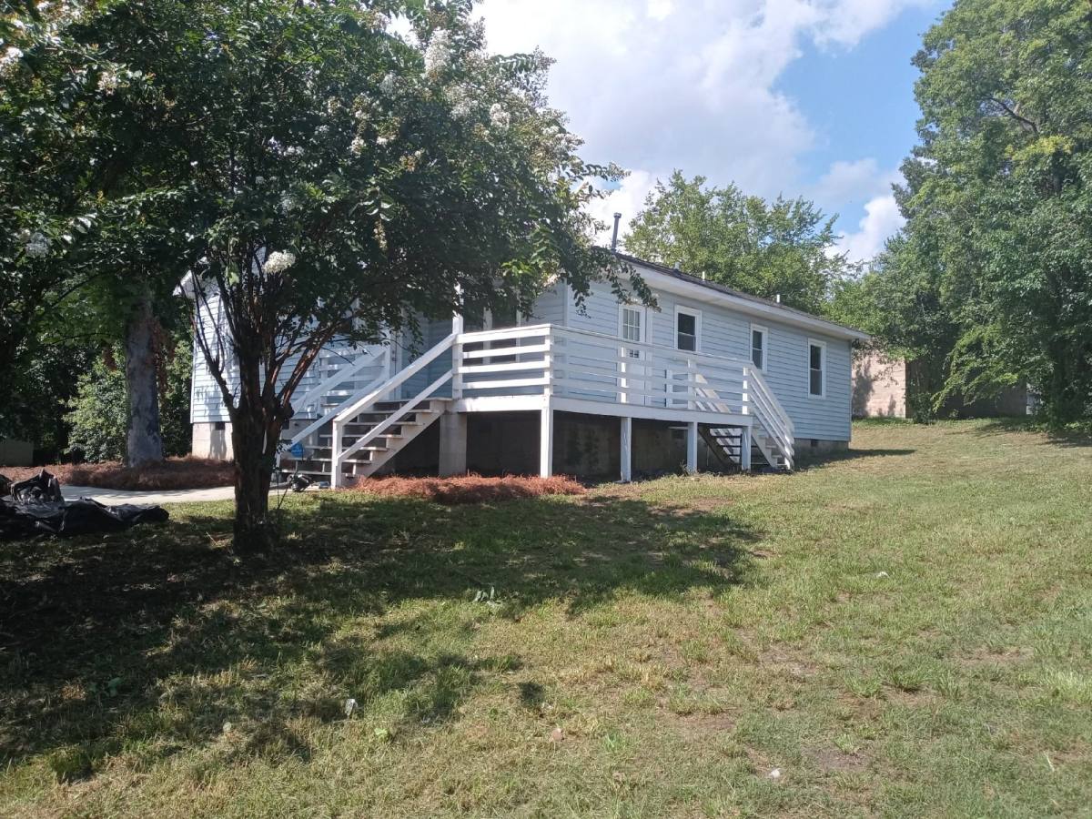 House for rent at 1016 Walnut St, Columbia, SC 29205