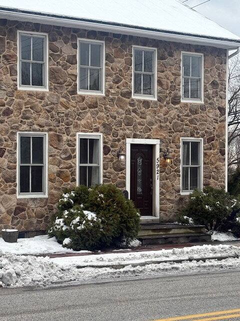 House for rent at 5921 Linglestown Rd, Harrisburg, PA 17112