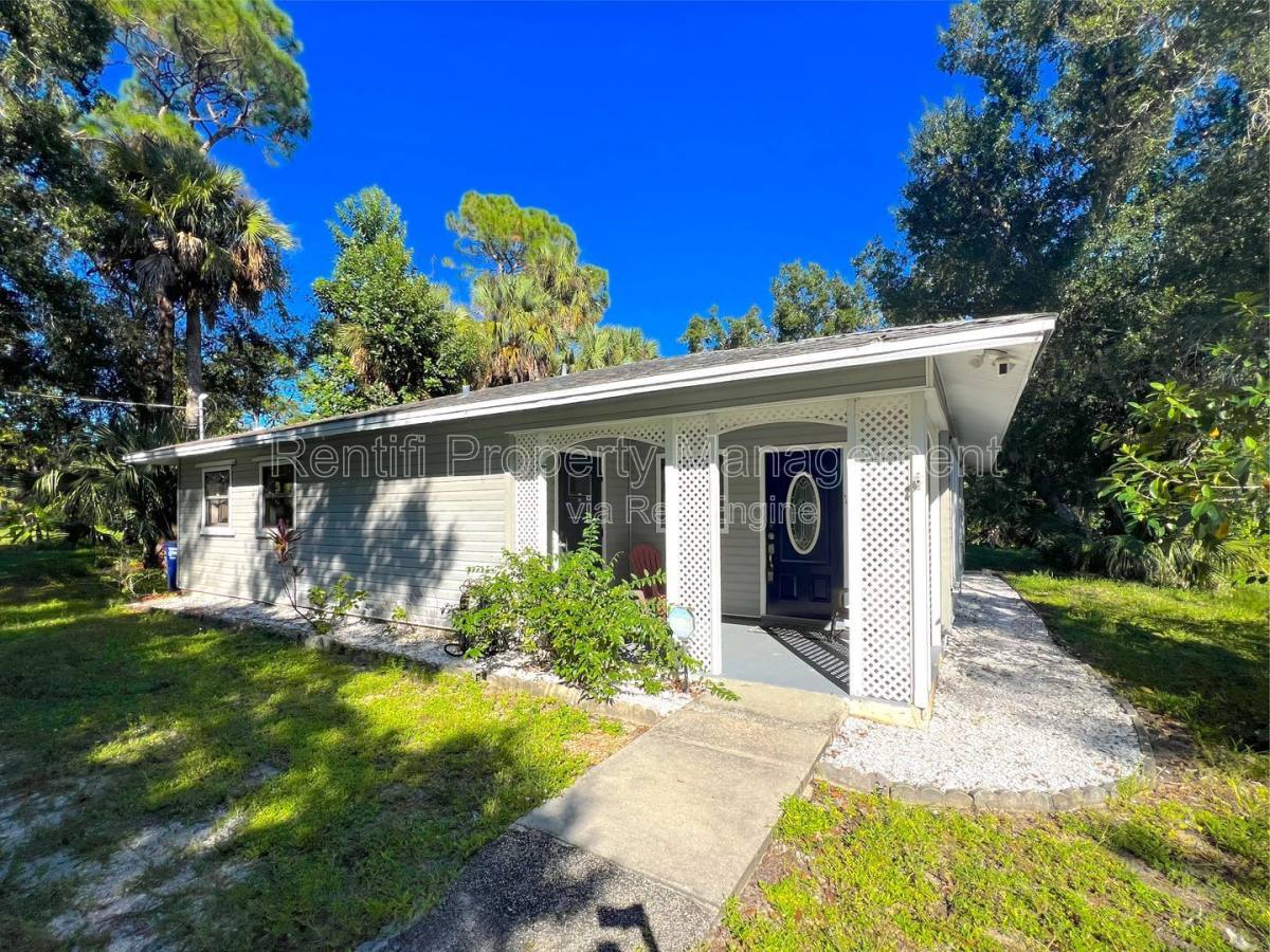 Apartment for rent at 10951 Ruden Rd N, North Fort Myers, FL 33917