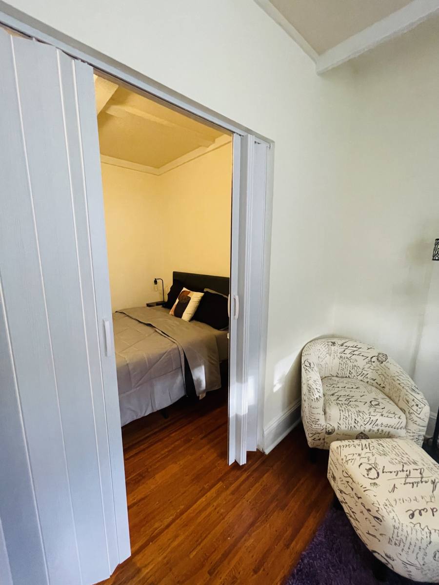 Apartment for rent at 7845 Montgomery Ave #5, Elkins Park, PA 19027