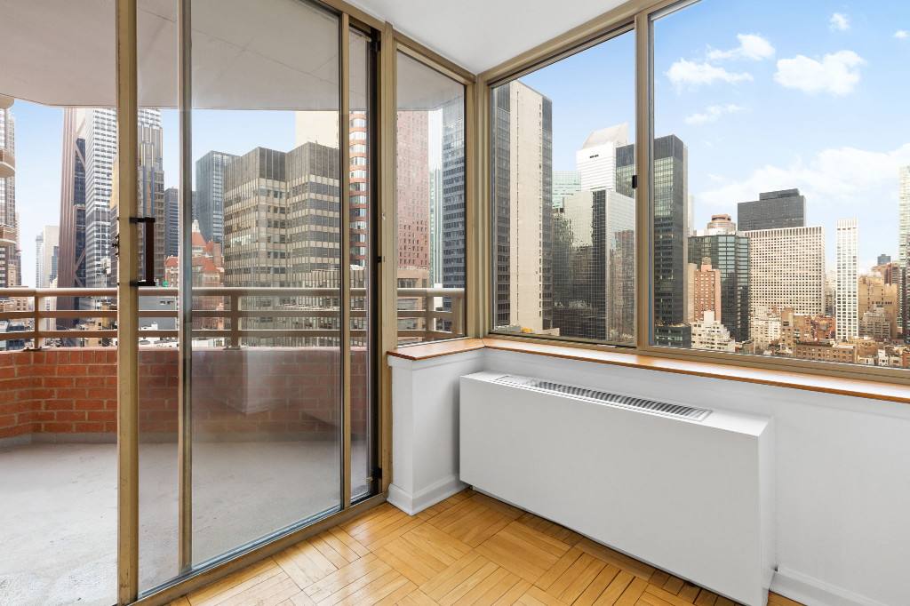 Apartment for rent at 236 E 47th St #24E, New York, NY 10017