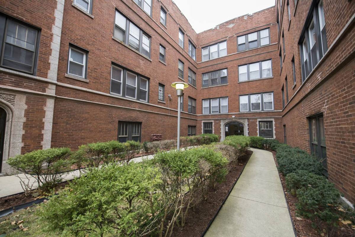 Apartment for rent at 11111 S Vernon, Chicago, IL 60628