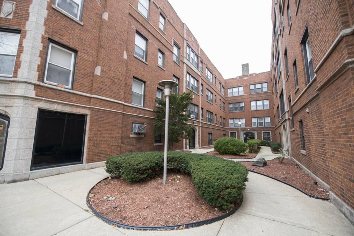 Apartment for rent at 11111 S Vernon, Chicago, IL 60628