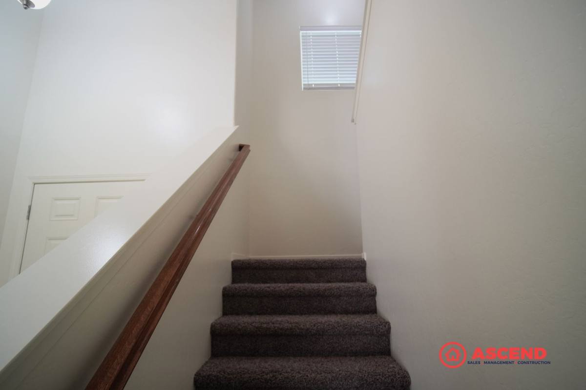 House for rent at 301 Alysheba Dr, Bakersfield, CA 93307
