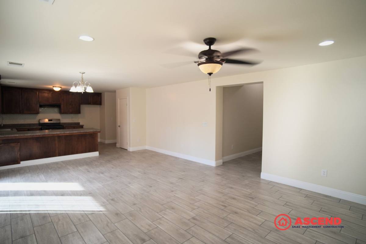House for rent at 301 Alysheba Dr, Bakersfield, CA 93307