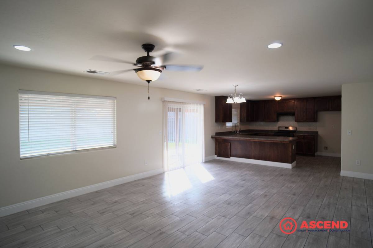 House for rent at 301 Alysheba Dr, Bakersfield, CA 93307
