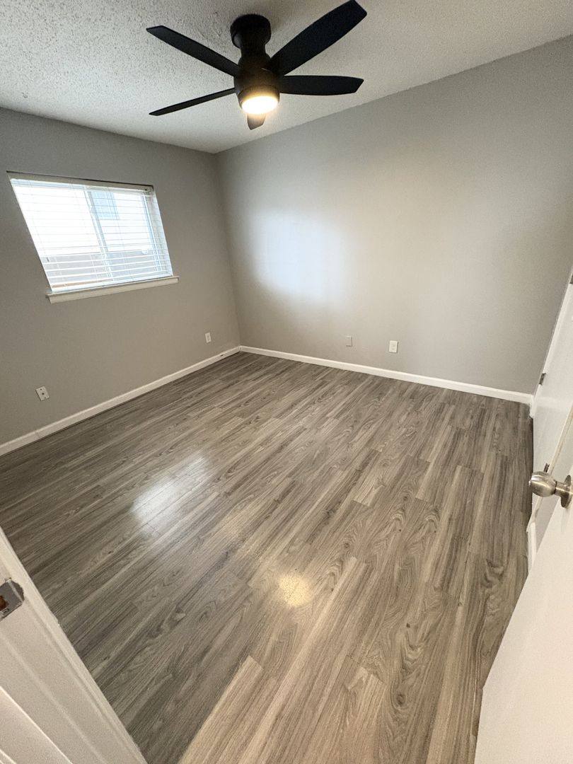 Apartment for rent at 25 S Morrison St, Memphis, TN 38104