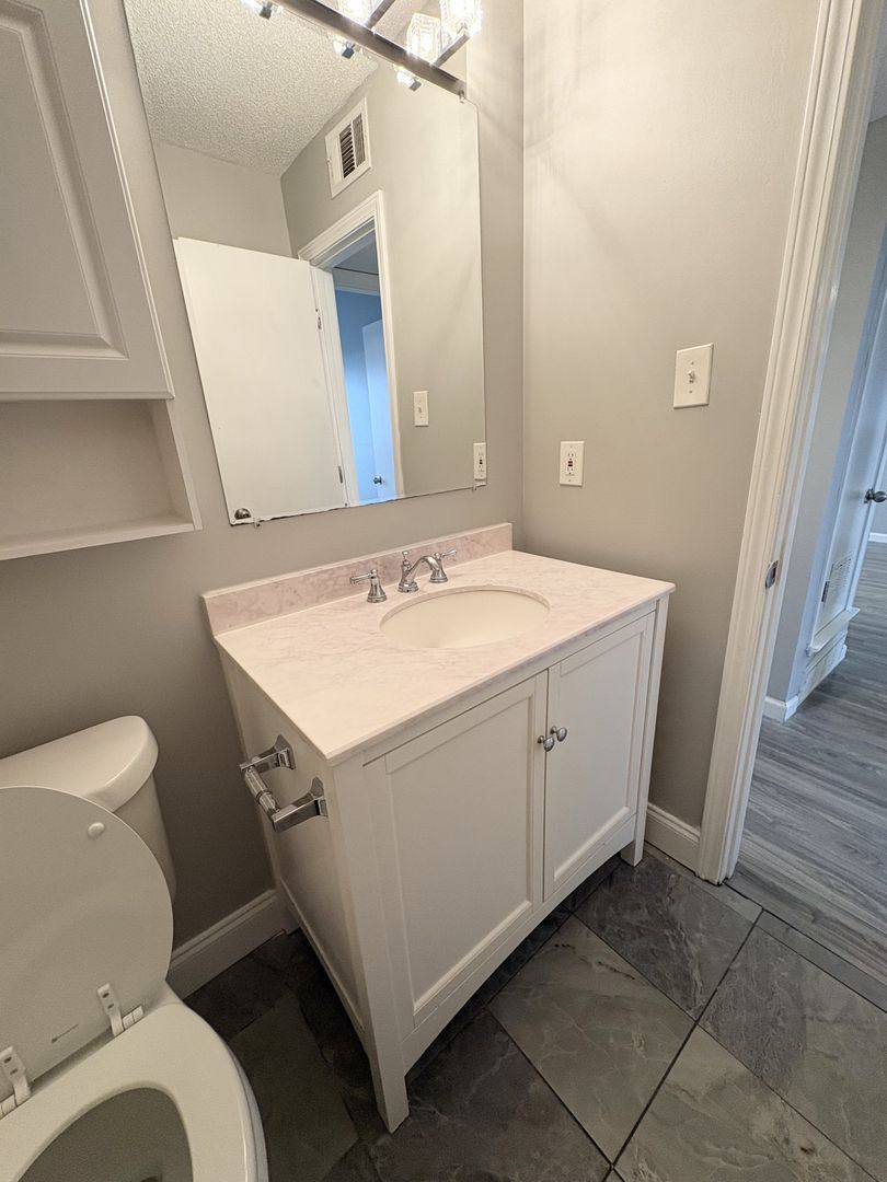 Apartment for rent at 25 S Morrison St, Memphis, TN 38104