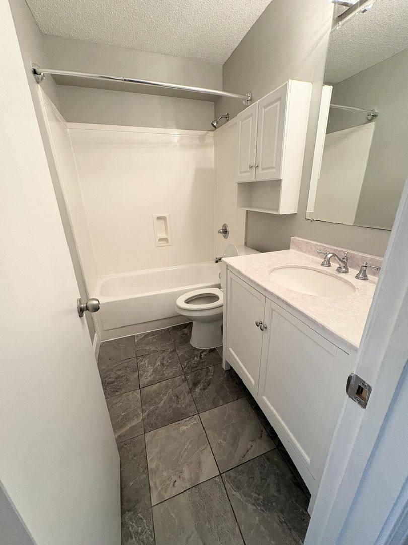 Apartment for rent at 25 S Morrison St, Memphis, TN 38104