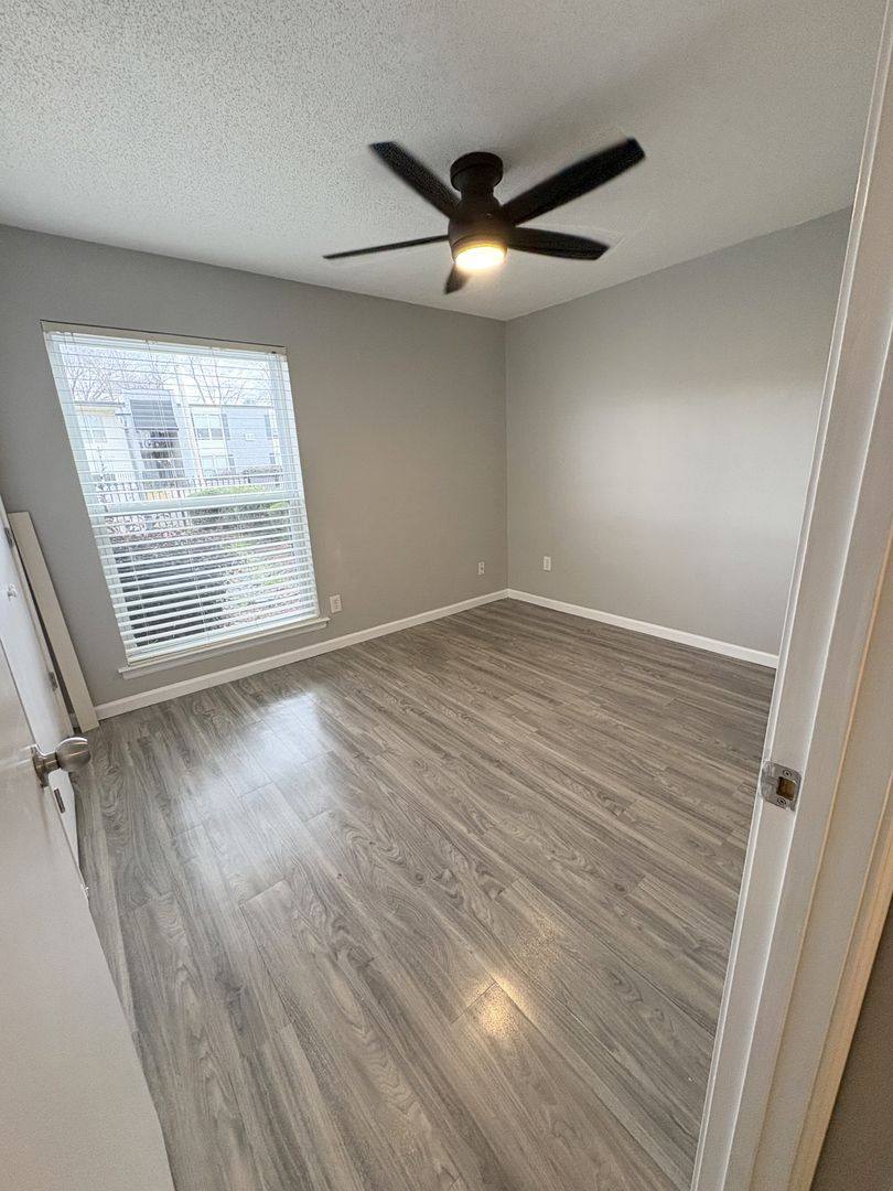 Apartment for rent at 25 S Morrison St, Memphis, TN 38104