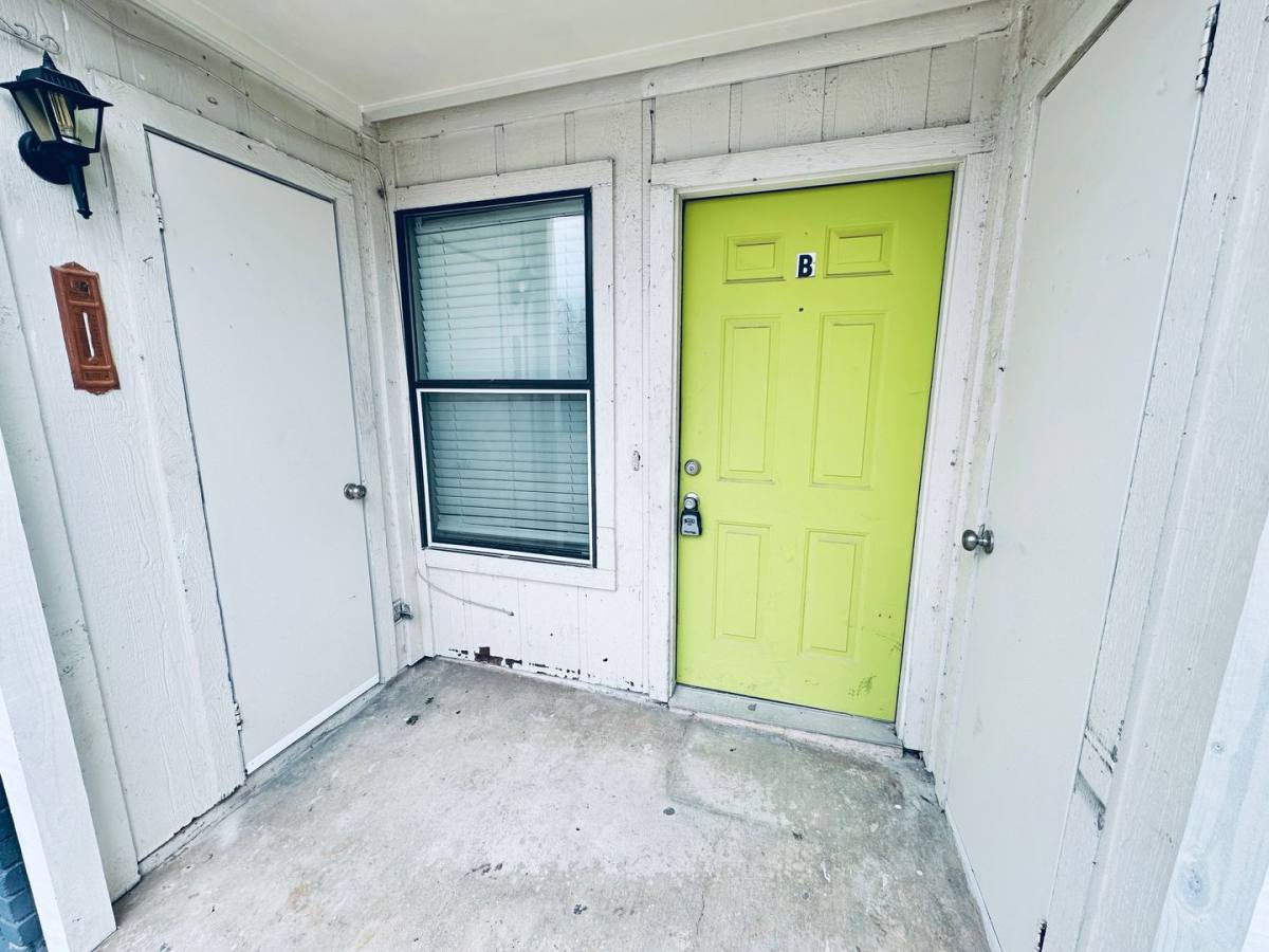 Apartment for rent at 5507 Rose Hill Circle, Austin, TX 78745