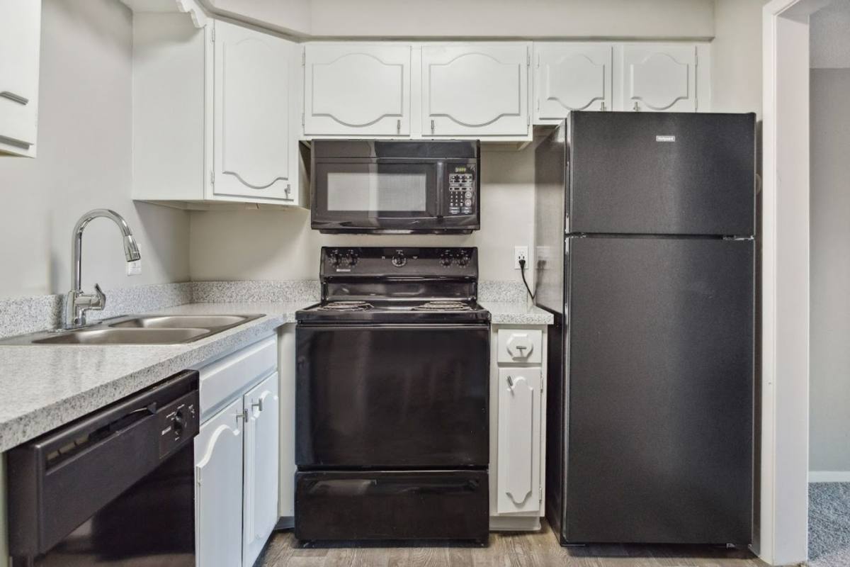 Apartment for rent at 1520 E 97th, Kansas City, MO 64131
