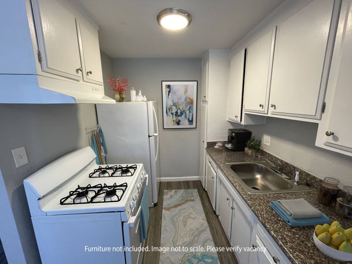 Apartment for rent at 150 Gateway Court, Stockton, CA 95207