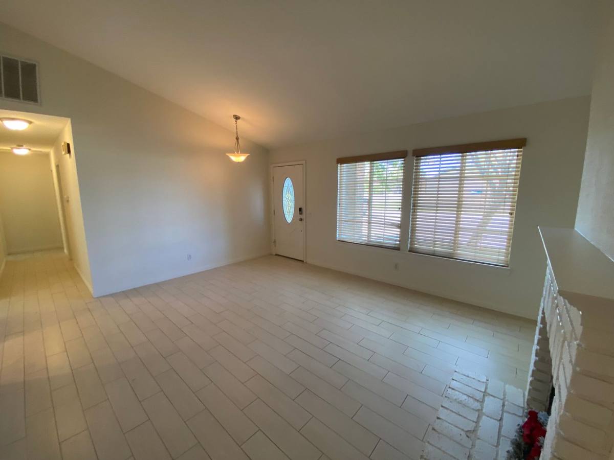 House for rent at 43100 18th St W, Lancaster, CA 93534