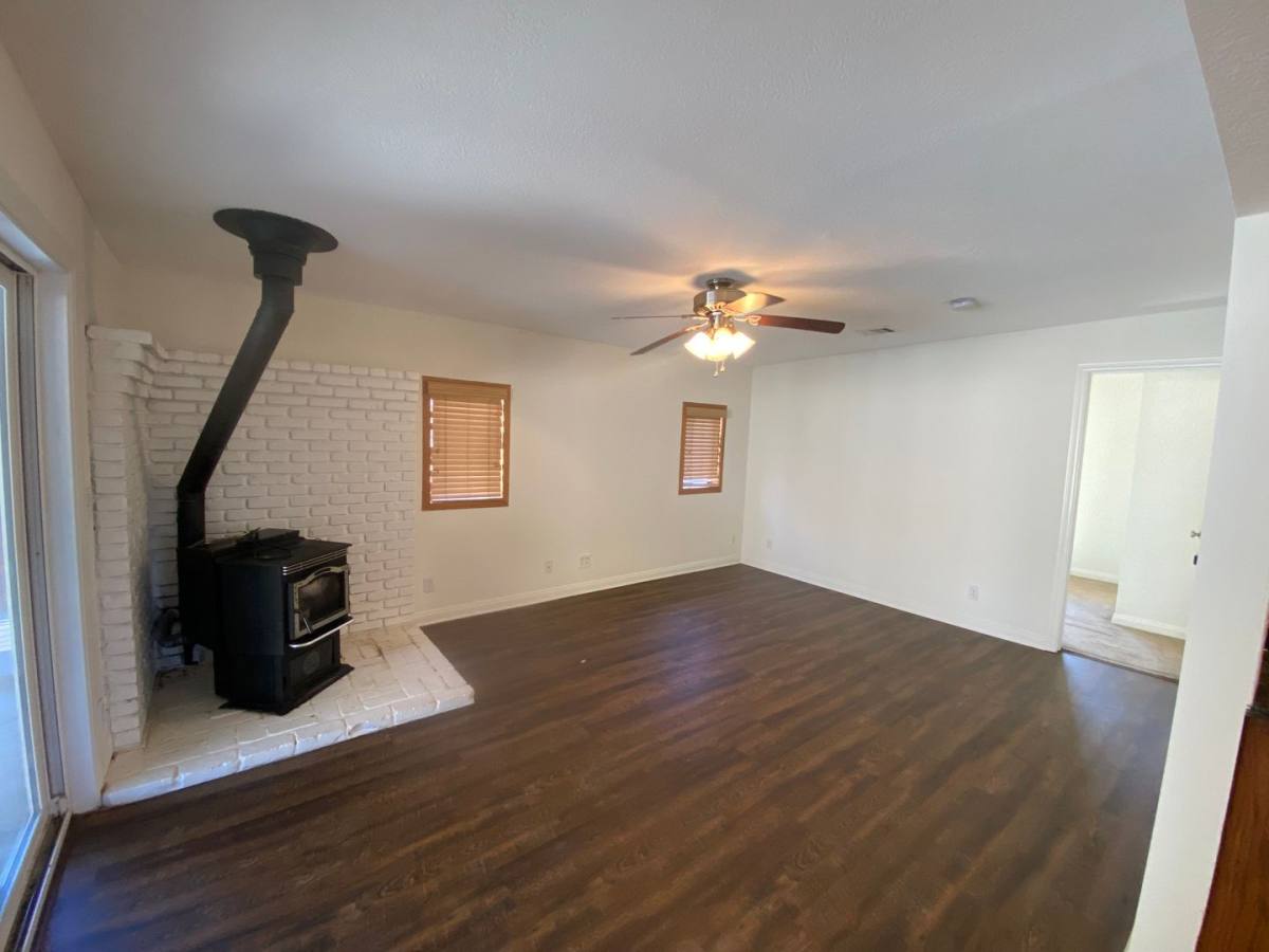 House for rent at 43100 18th St W, Lancaster, CA 93534