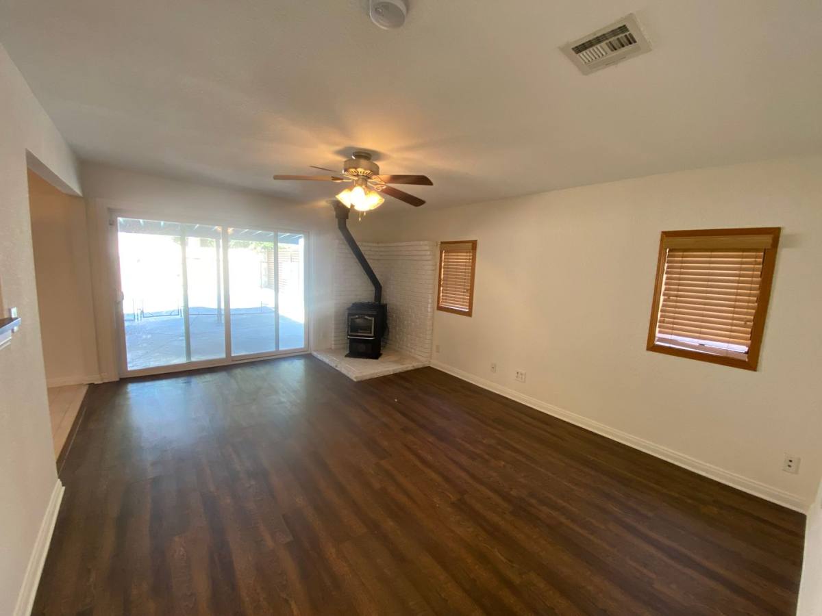 House for rent at 43100 18th St W, Lancaster, CA 93534