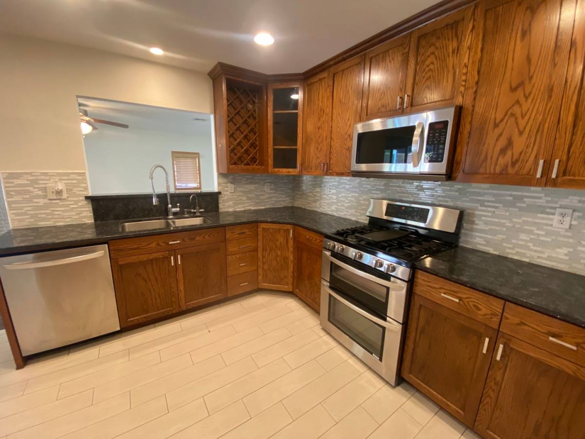 House for rent at 43100 18th St W, Lancaster, CA 93534
