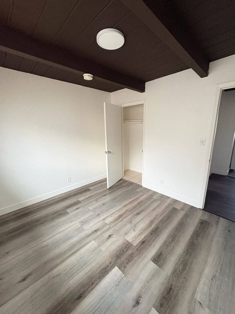 Apartment for rent at 692 34th St, Oakland, CA 94609
