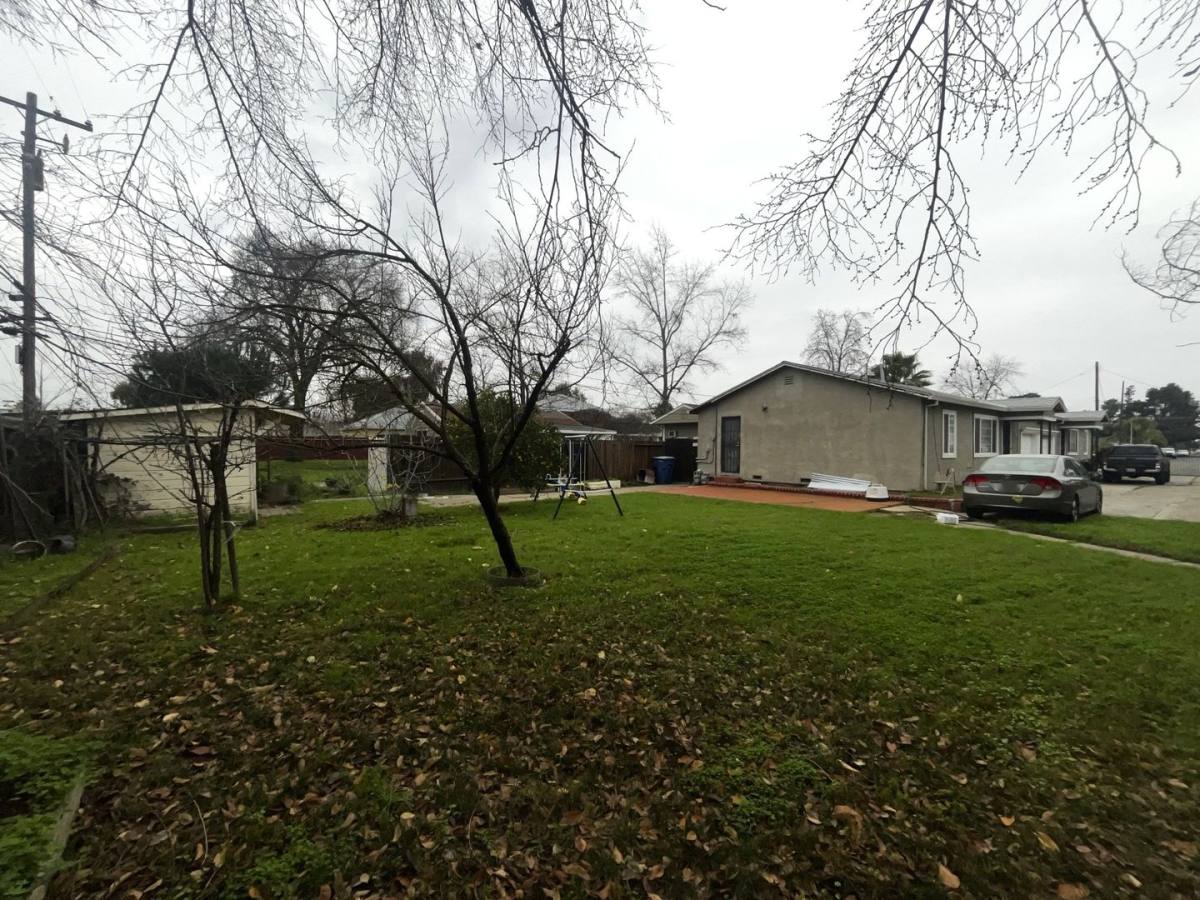 House for rent at 3600 26th Ave, Sacramento, CA 95820