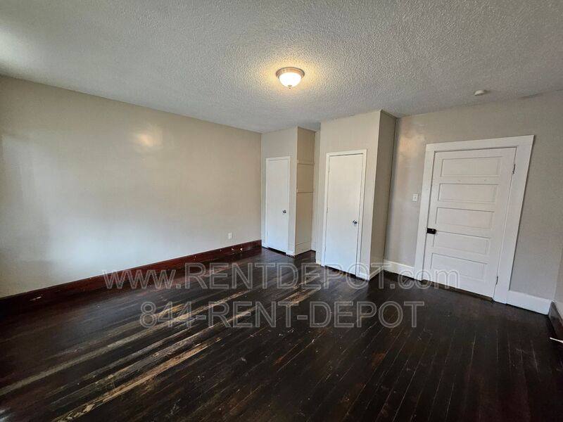 House for rent at 304 S Grand Ave, Evansville, IN 47713