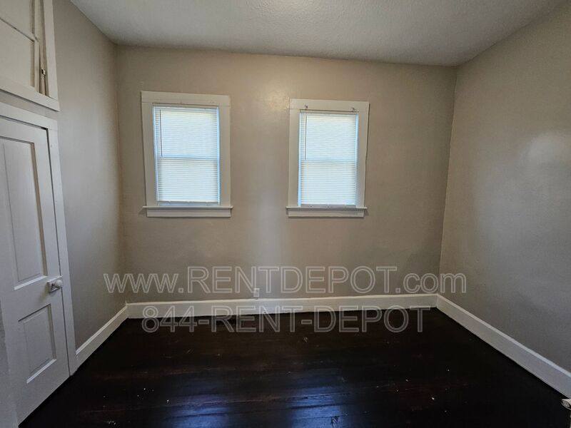 House for rent at 304 S Grand Ave, Evansville, IN 47713