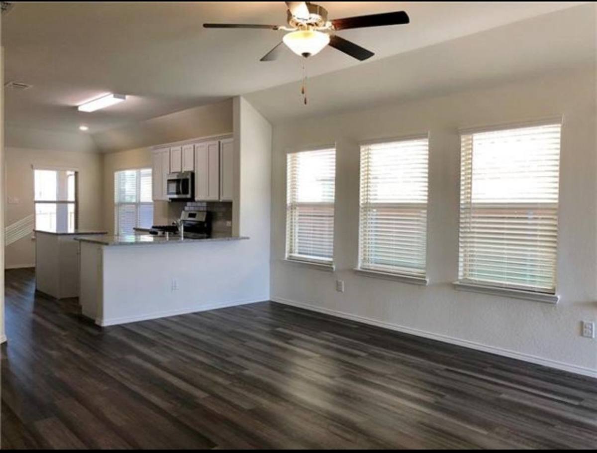 House for rent at 4002 Bighorn Dr, Forney, TX 75126