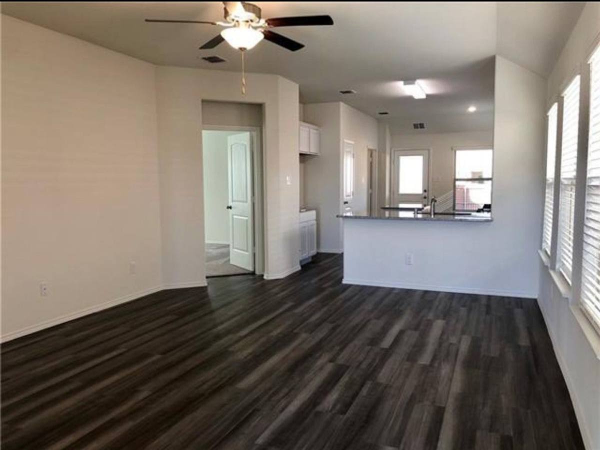 House for rent at 4002 Bighorn Dr, Forney, TX 75126