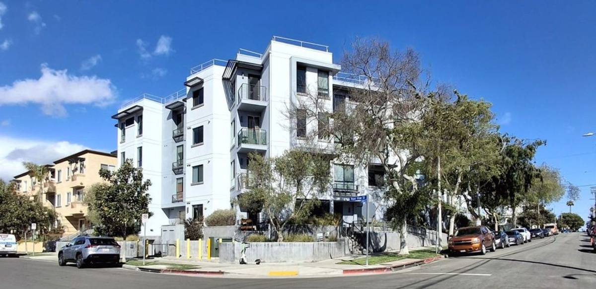 Apartment for rent at 5955 Saturn St, Los Angeles, CA 90035
