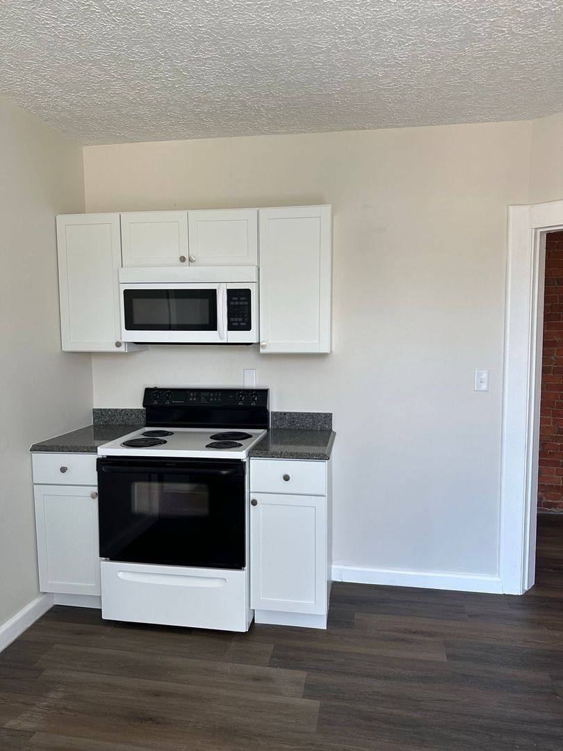 Apartment for rent at 1024 Main St, Lafayette, IN 47905