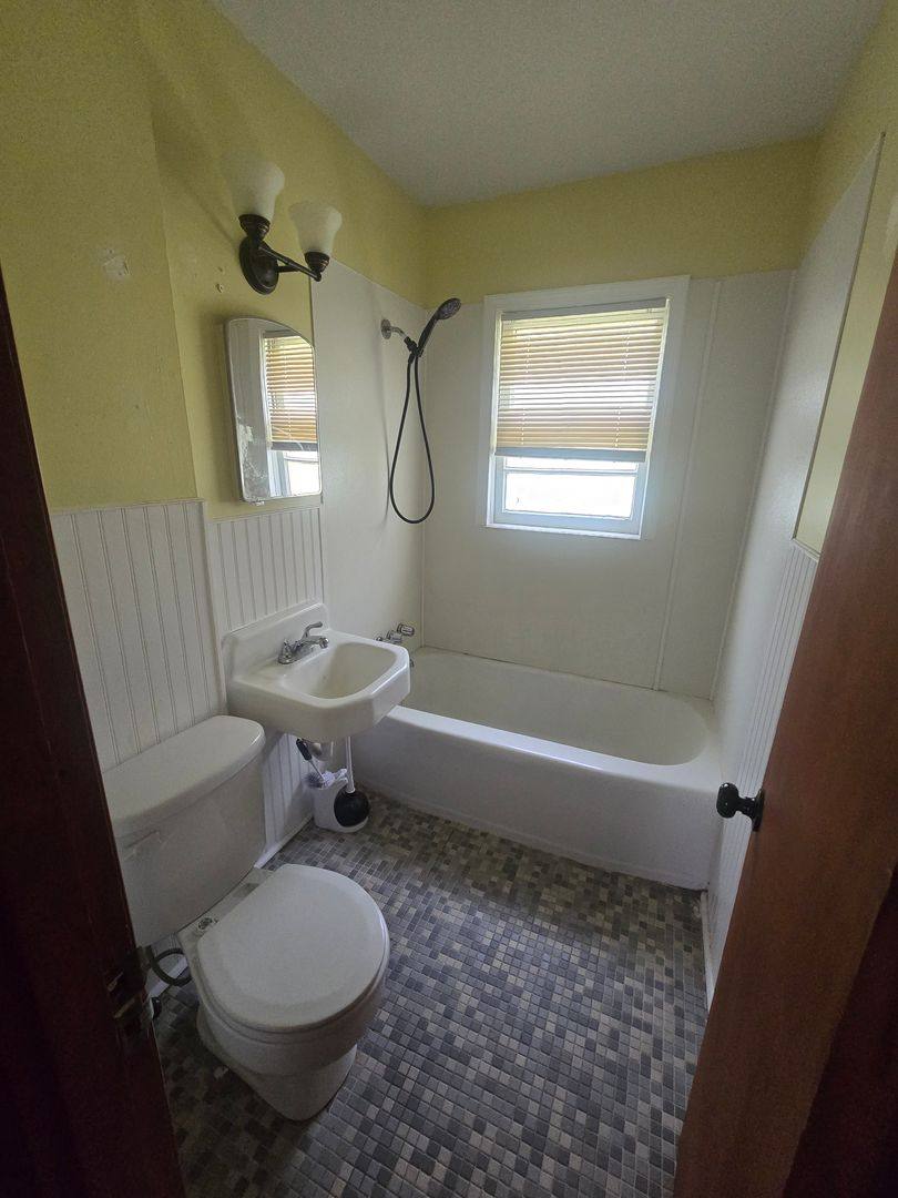 Apartment for rent at 102 104 Maysville Rd, Huntsville, AL 35801