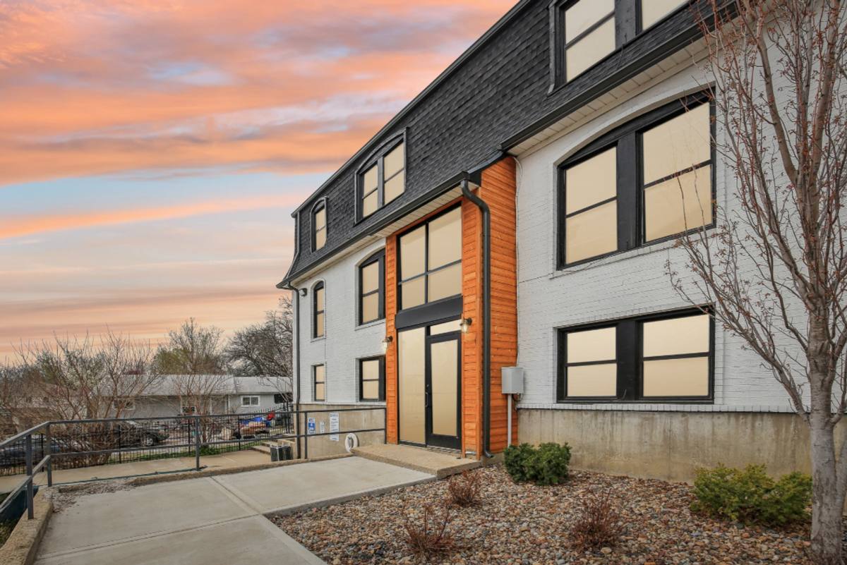 Apartment for rent at 1735 W 19th St, Lawrence, KS 66046